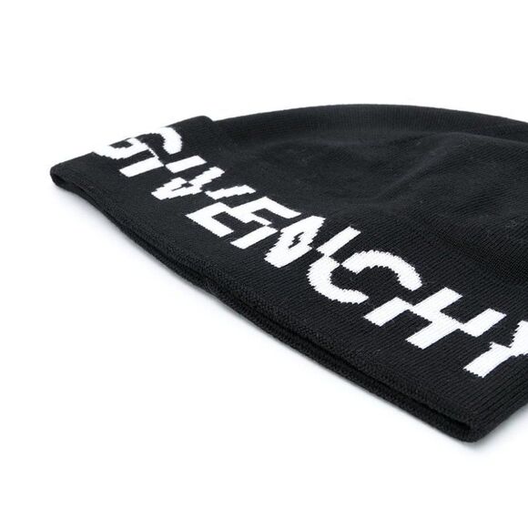 Givenchy Black Split Logo unisex Beanie Paris Motif Knitted 100% Laine W…